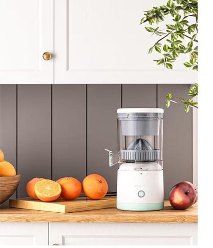 Exprimidor de jugo recargable